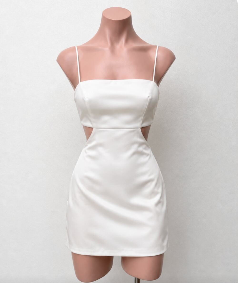 Gauge81 Marta White Satin Cut Out Square Neck Sleeveless Open Side Tie Back  SM